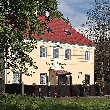 Pension Novy Den Albrechtice  ภายนอก รูปภาพ