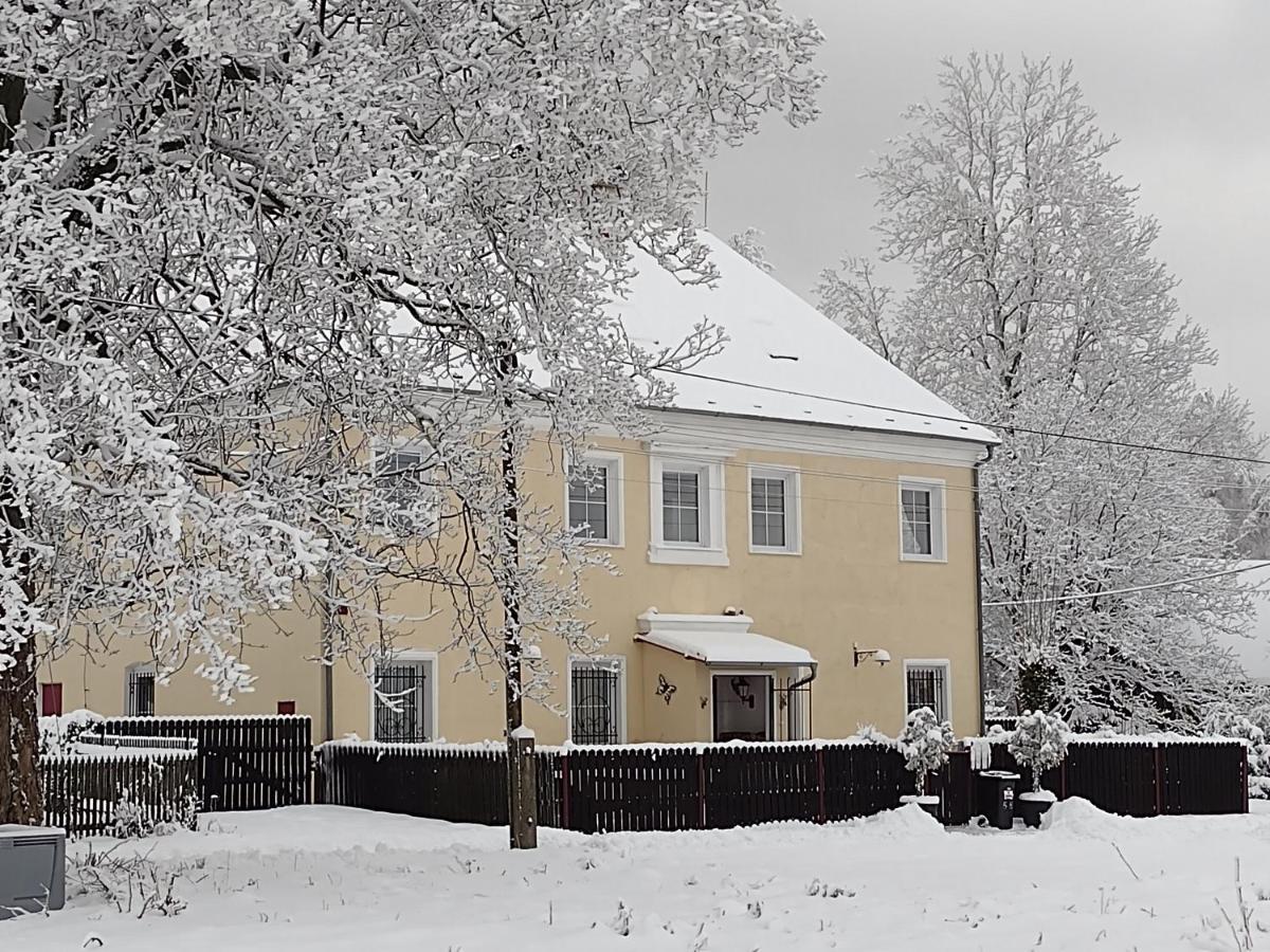 Pension Novy Den Albrechtice  ภายนอก รูปภาพ